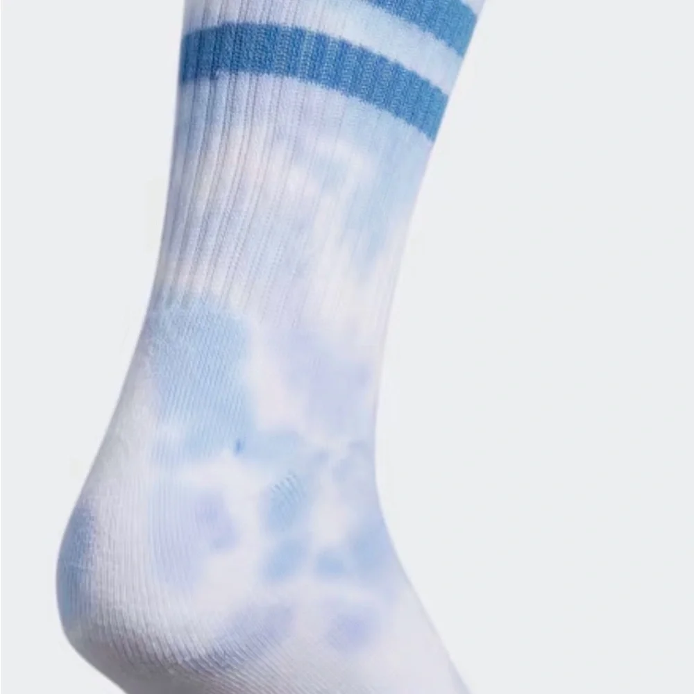 Adidas 3 Stripes Blue Color Wash Socks Size Small